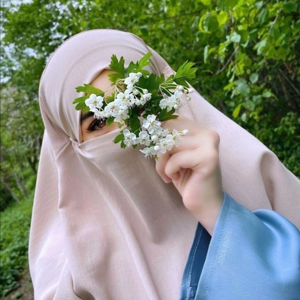 Hijab Girl DP